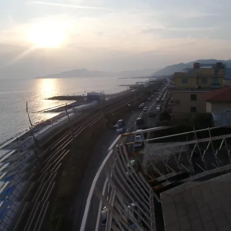 Apartment Blue A'mare